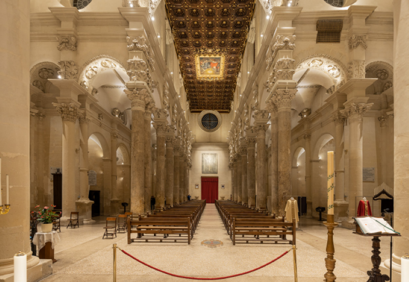La Basilica di Santa Croce a Lecce risplende di nuova luce con le soluzioni IGuzzini